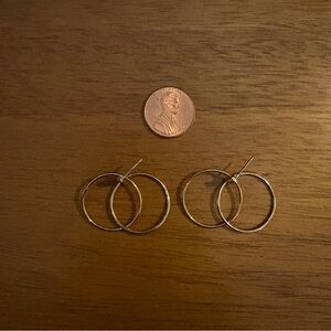 Chic Gold Hoop Earrings